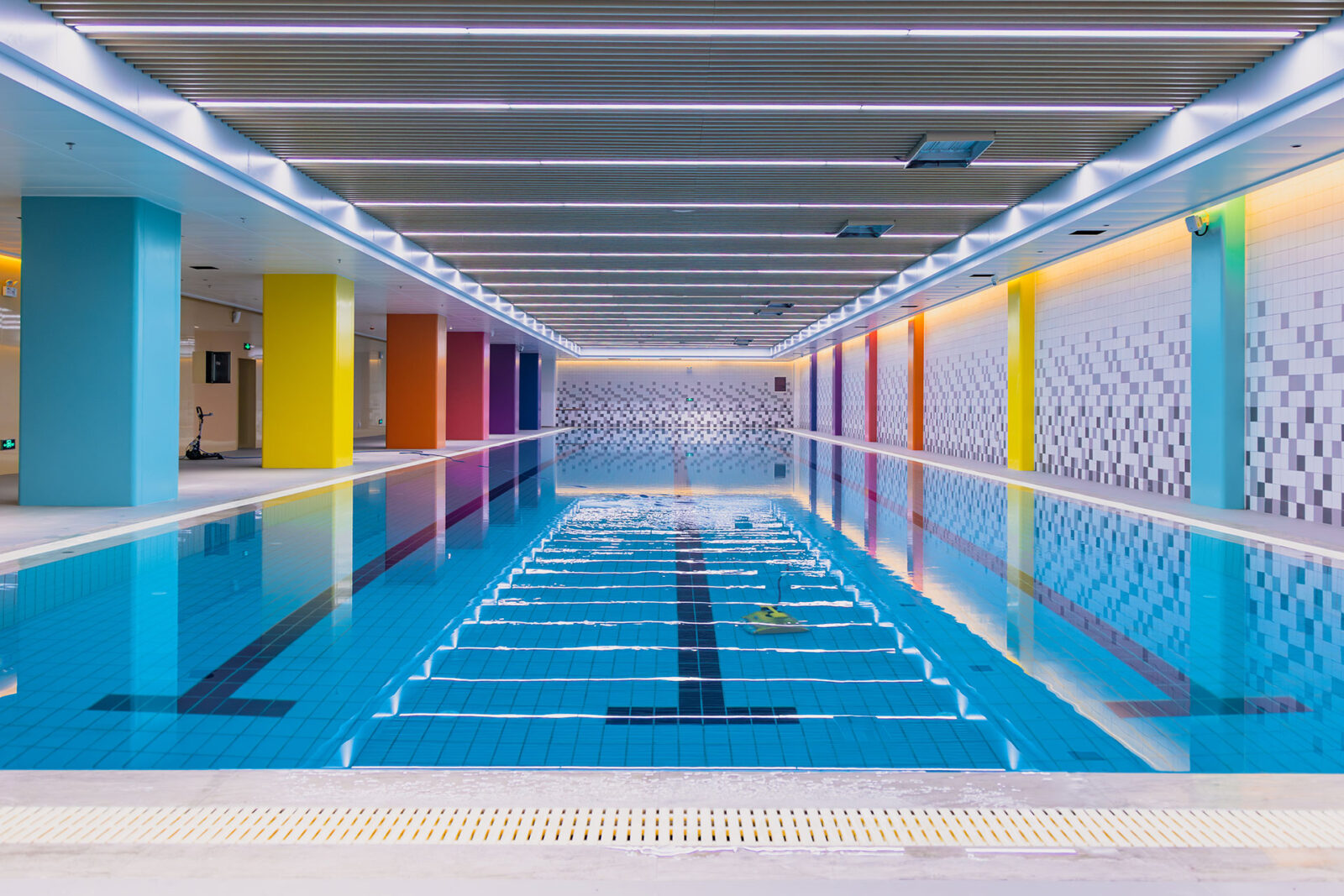 50m race swimming pool