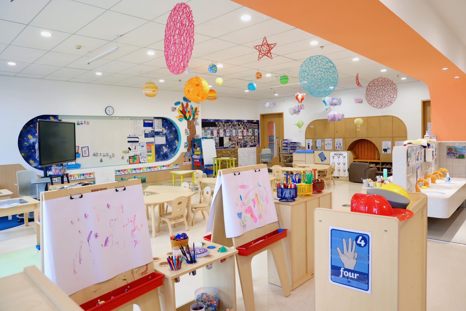 {"data":{"pictureId":"8402de7b3a124811a82ba1691716d4a3","appversion":"5.3.0","stickerId":"","filterId":"6997981787771113998","infoStickerId":"","activityName":"","os":"android","product":"retouch"},"source_type":"douyin_beauty_me"}